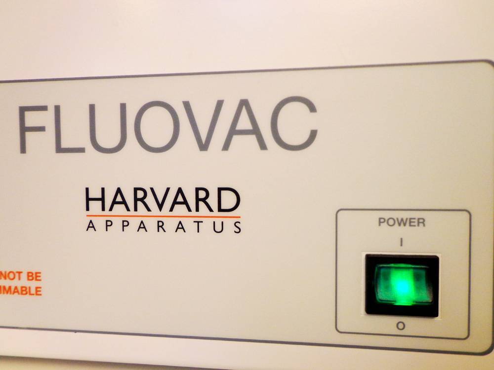 Harvard Apparatus Fluovac, 34-1030.